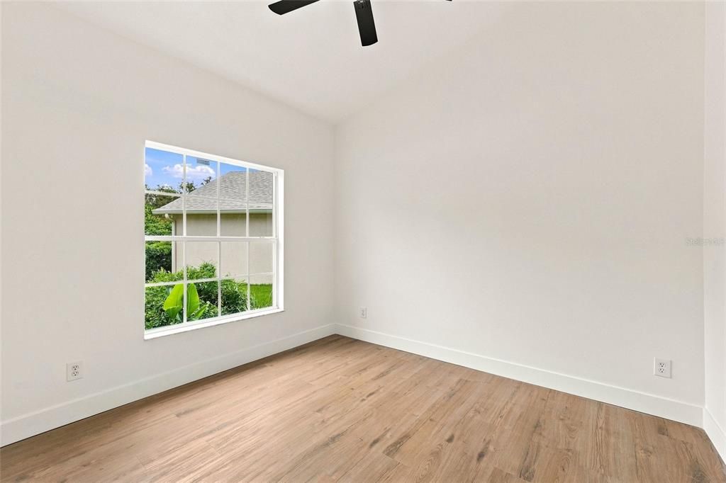 En Venta: $574,999 (4 camas, 2 baños, 2108 Pies cuadrados)