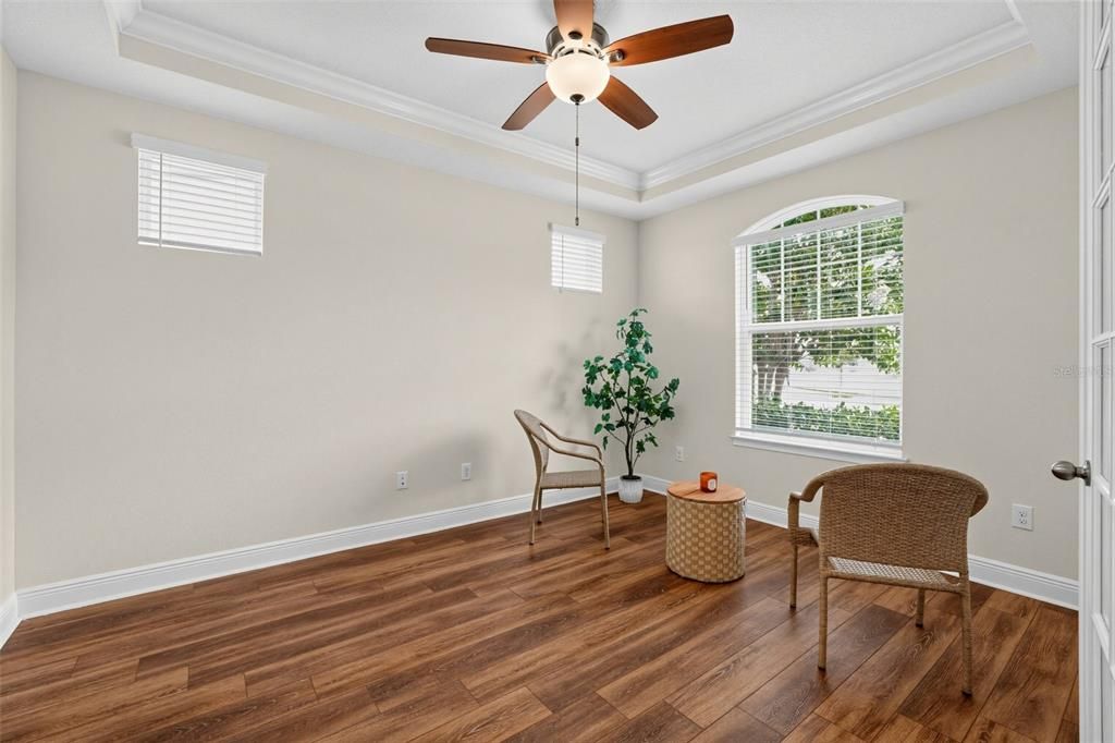 For Sale: $399,000 (3 beds, 2 baths, 2011 Square Feet)