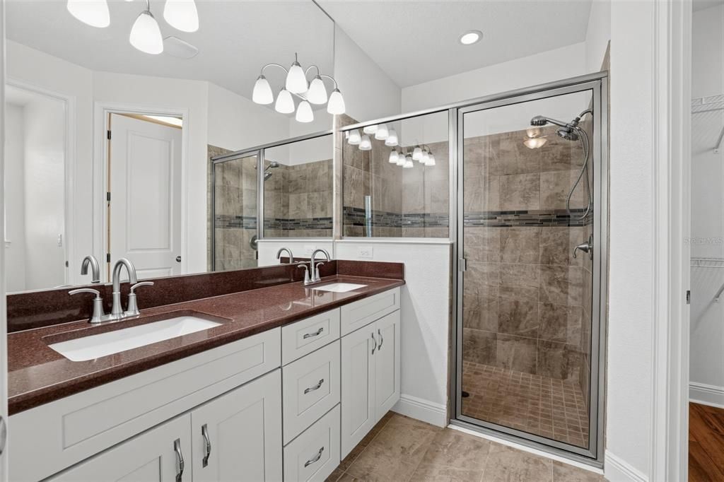 For Sale: $399,000 (3 beds, 2 baths, 2011 Square Feet)