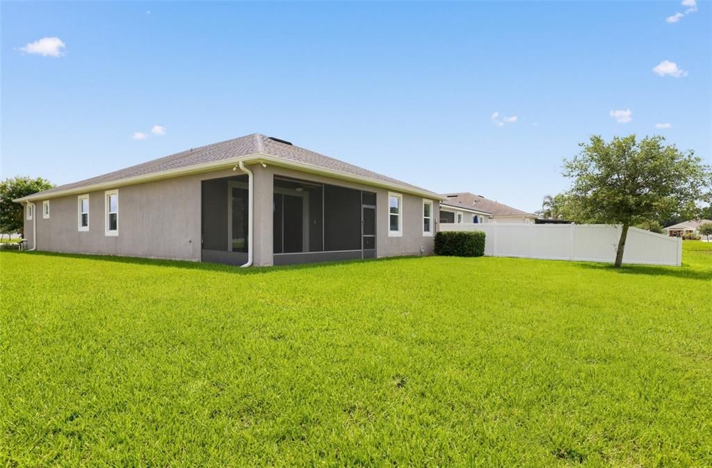For Sale: $399,000 (3 beds, 2 baths, 2011 Square Feet)