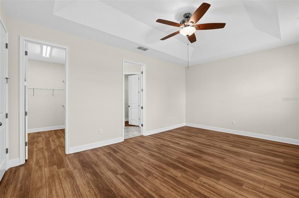 For Sale: $399,000 (3 beds, 2 baths, 2011 Square Feet)