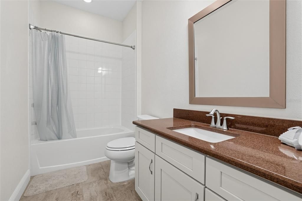 For Sale: $399,000 (3 beds, 2 baths, 2011 Square Feet)