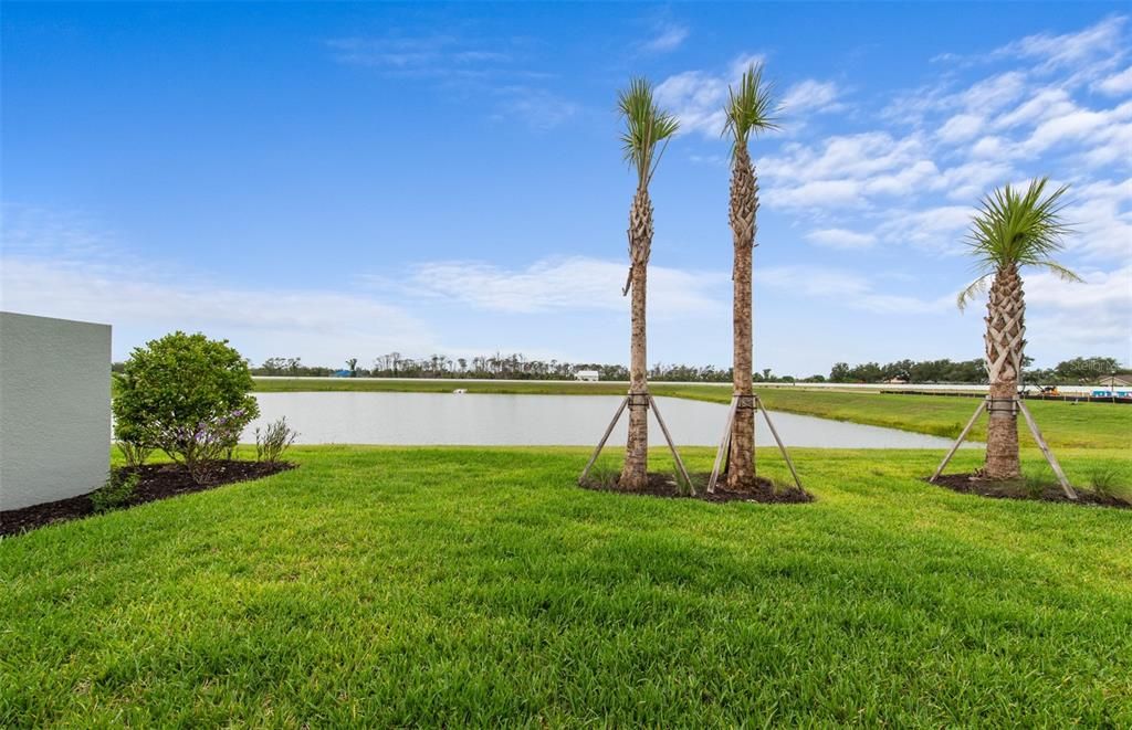 For Sale: $399,990 (2 beds, 2 baths, 1579 Square Feet)