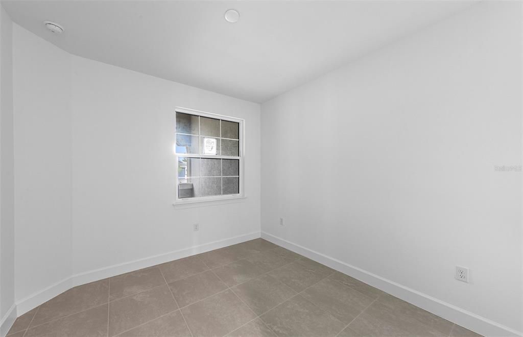 For Sale: $399,990 (2 beds, 2 baths, 1579 Square Feet)