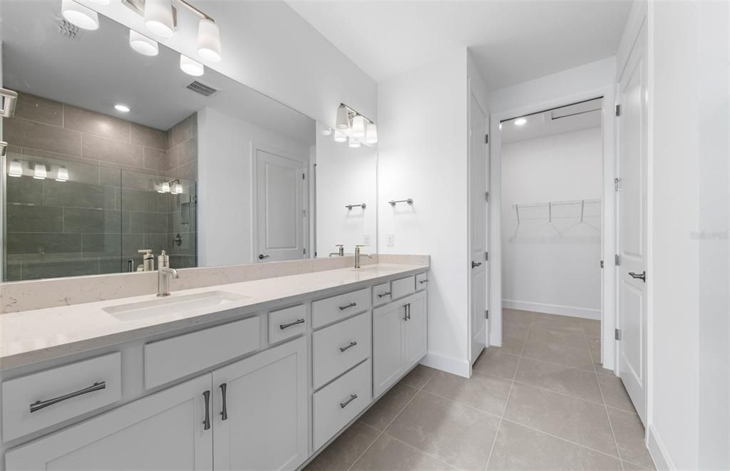 For Sale: $399,990 (2 beds, 2 baths, 1579 Square Feet)
