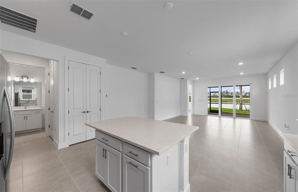 For Sale: $399,990 (2 beds, 2 baths, 1579 Square Feet)