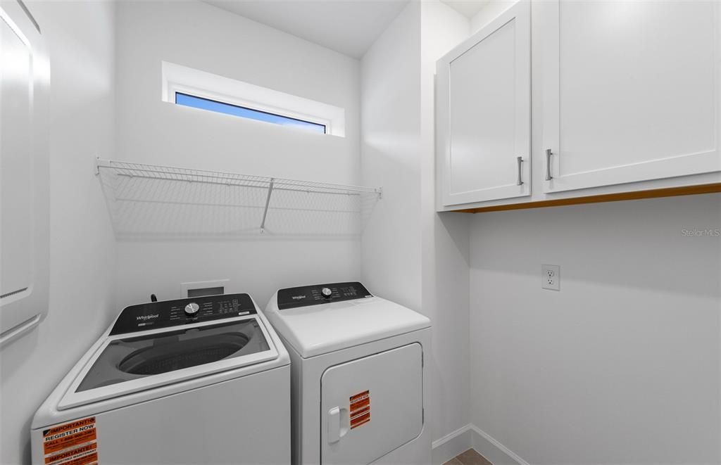 For Sale: $399,990 (2 beds, 2 baths, 1579 Square Feet)