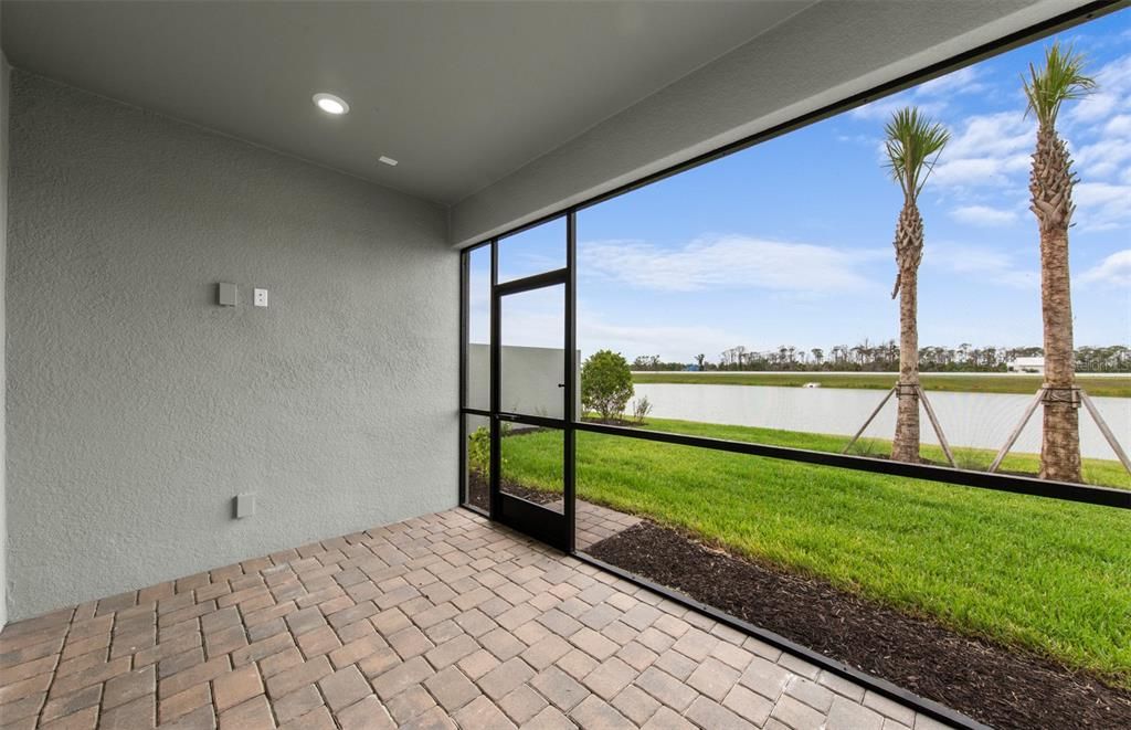 For Sale: $399,990 (2 beds, 2 baths, 1579 Square Feet)