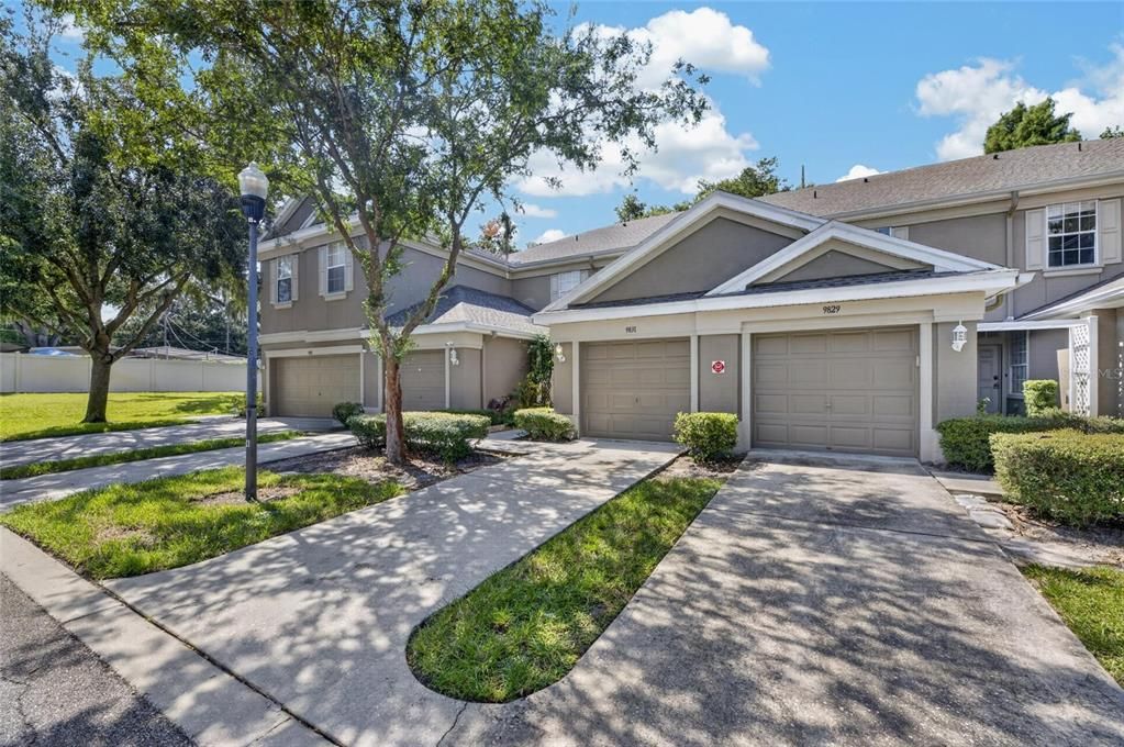 For Sale: $200,000 (2 beds, 2 baths, 1240 Square Feet)