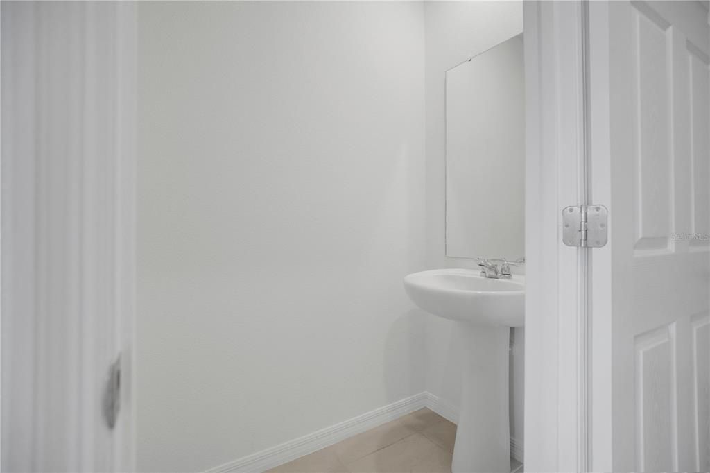 For Rent: $2,485 (3 beds, 2 baths, 1489 Square Feet)
