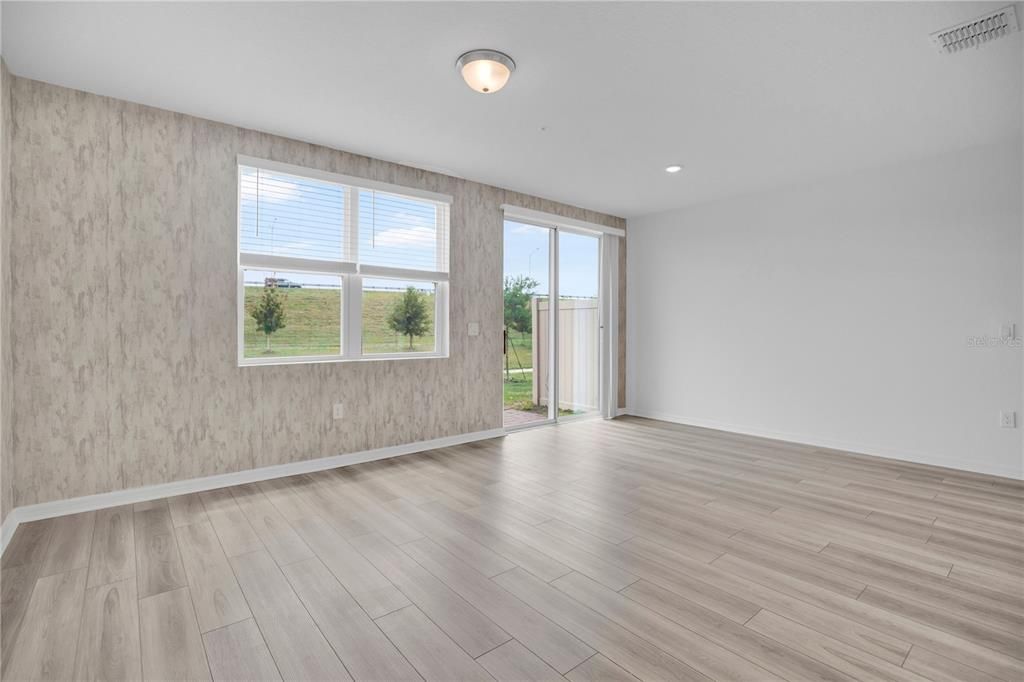 For Rent: $2,485 (3 beds, 2 baths, 1489 Square Feet)
