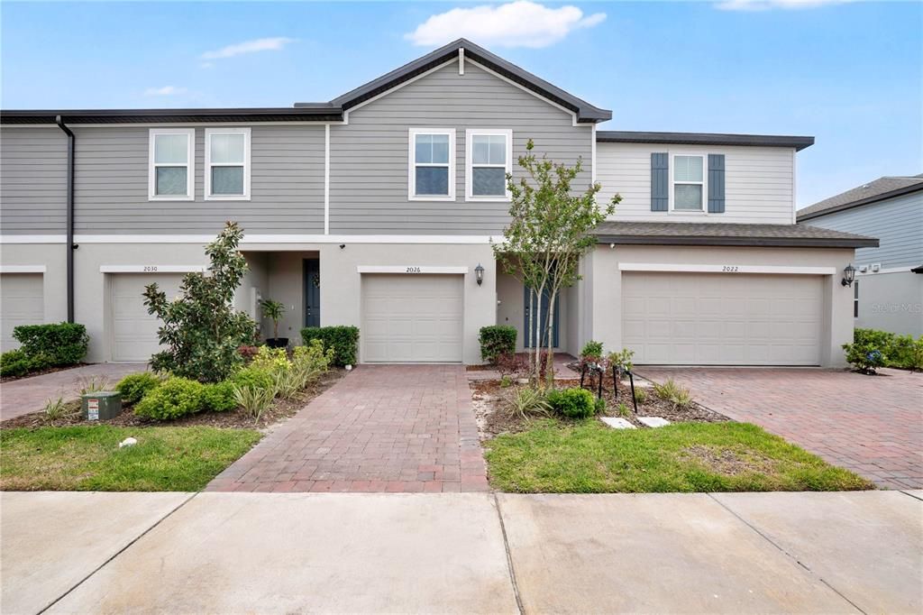 For Rent: $2,485 (3 beds, 2 baths, 1489 Square Feet)