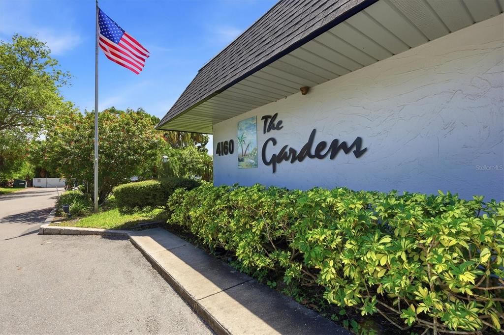 For Sale: $250,000 (2 beds, 2 baths, 1206 Square Feet)