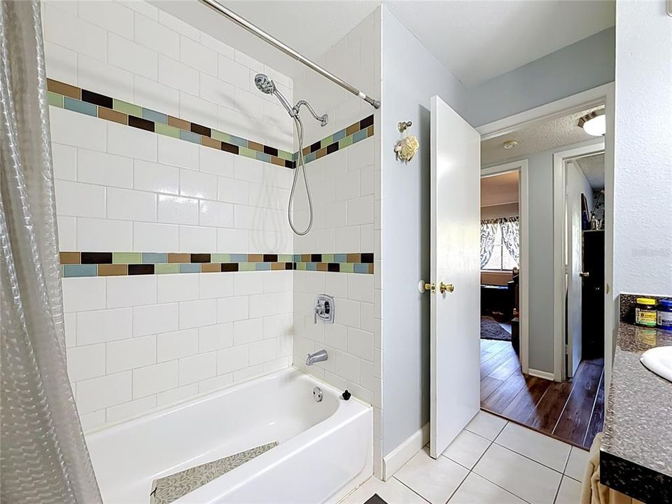 En Venta: $150,000 (2 camas, 2 baños, 1046 Pies cuadrados)