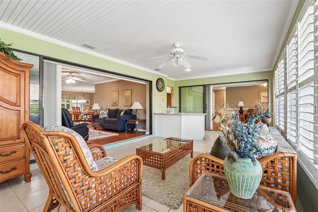For Sale: $394,900 (3 beds, 2 baths, 2522 Square Feet)