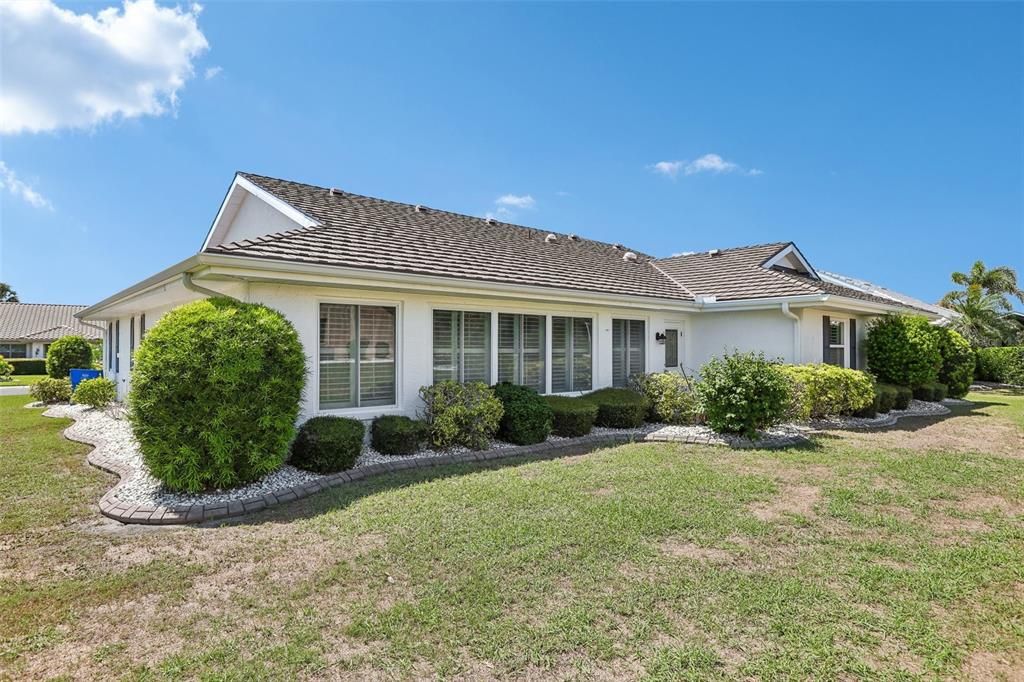 For Sale: $394,900 (3 beds, 2 baths, 2522 Square Feet)
