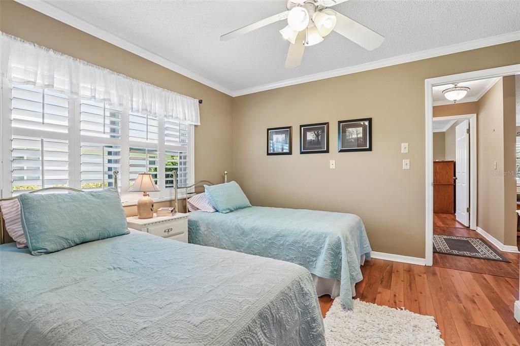 For Sale: $394,900 (3 beds, 2 baths, 2522 Square Feet)