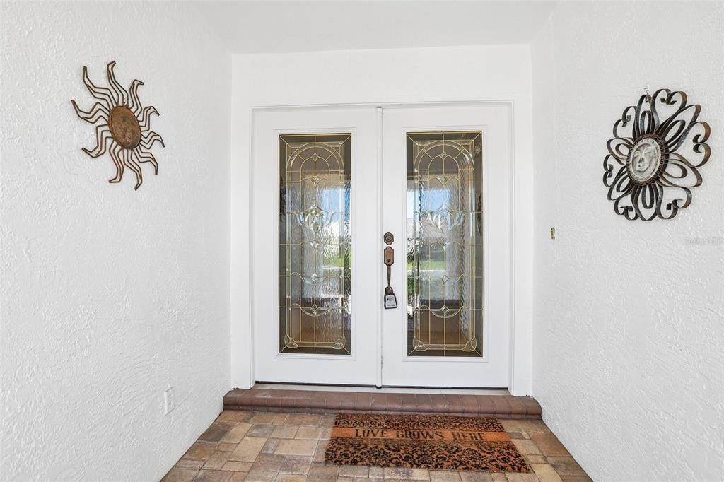 For Sale: $394,900 (3 beds, 2 baths, 2522 Square Feet)