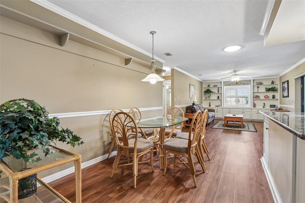 For Sale: $394,900 (3 beds, 2 baths, 2522 Square Feet)