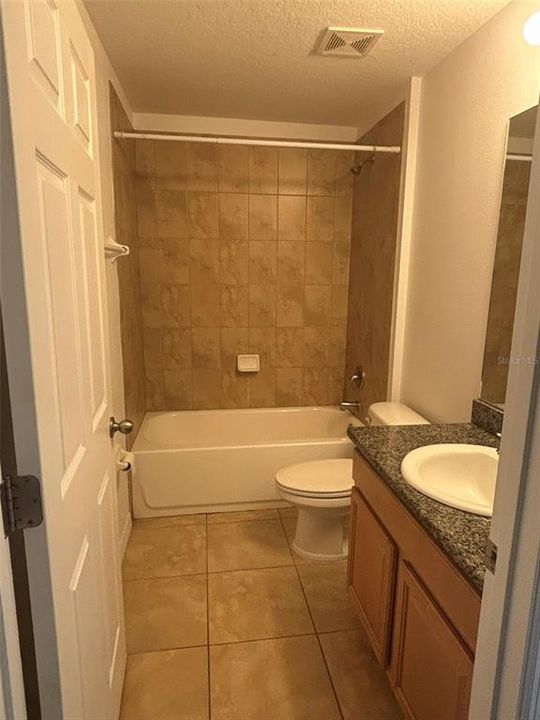For Rent: $1,500 (3 beds, 2 baths, 1198 Square Feet)