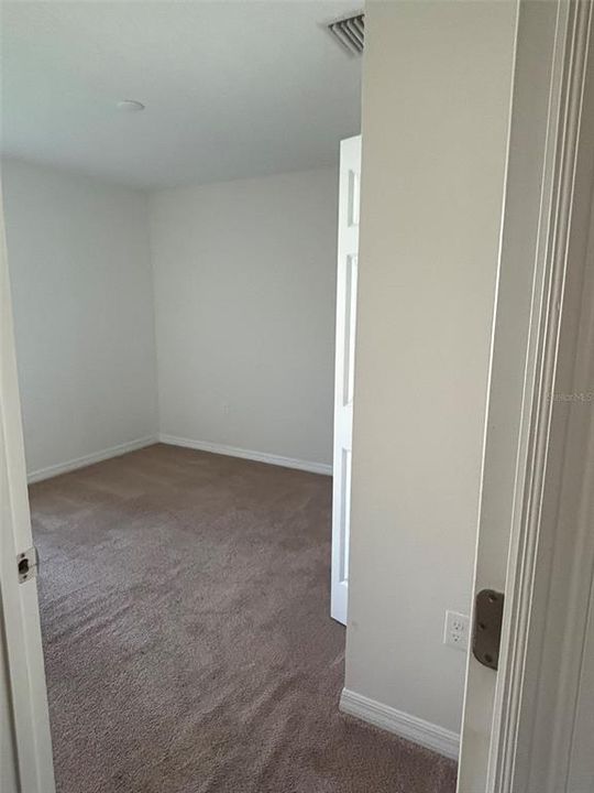 For Rent: $1,500 (3 beds, 2 baths, 1198 Square Feet)