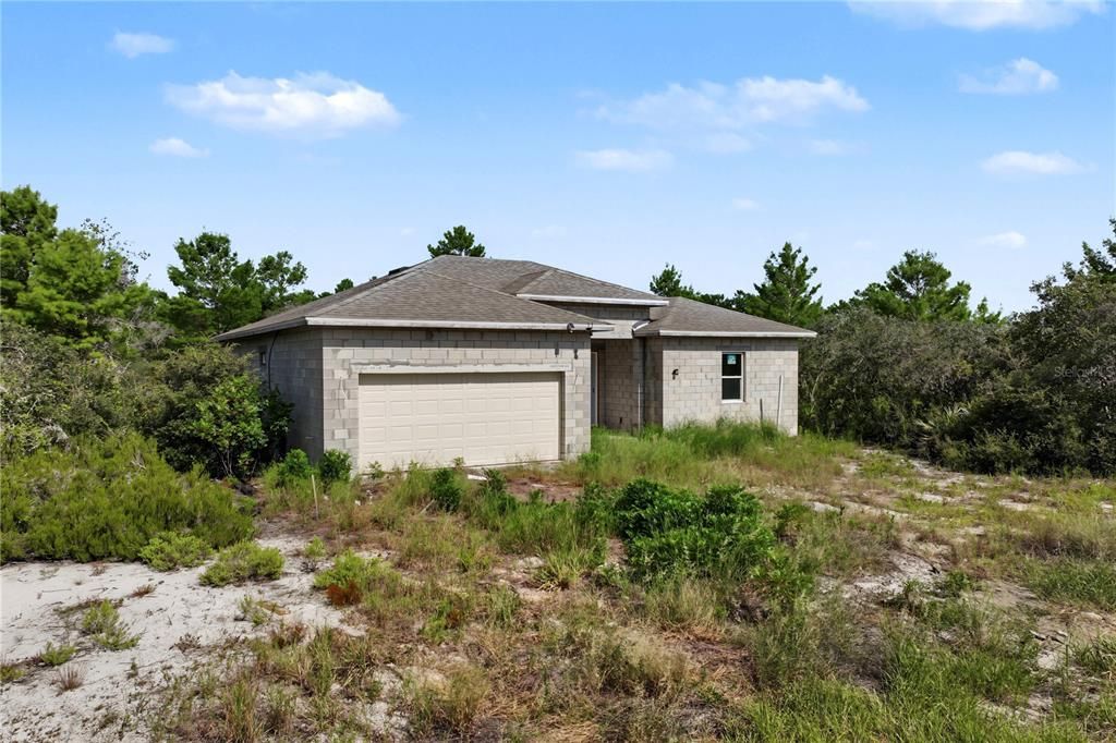 For Sale: $200,000 (4 beds, 2 baths, 1762 Square Feet)