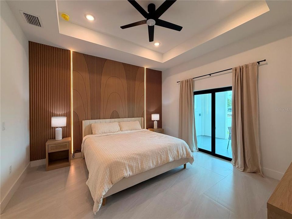 For Sale: $659,000 (3 beds, 3 baths, 1625 Square Feet)