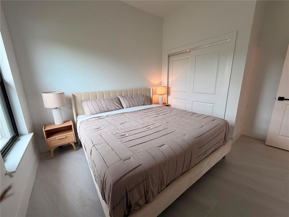 For Sale: $659,000 (3 beds, 3 baths, 1625 Square Feet)