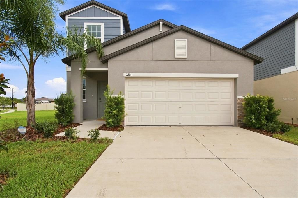En Venta: $468,999 (5 camas, 2 baños, 2389 Pies cuadrados)