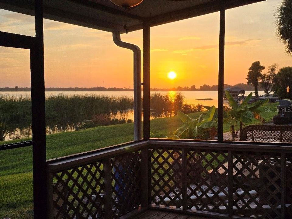 For Rent: $1,850 (2 beds, 2 baths, 1407 Square Feet)