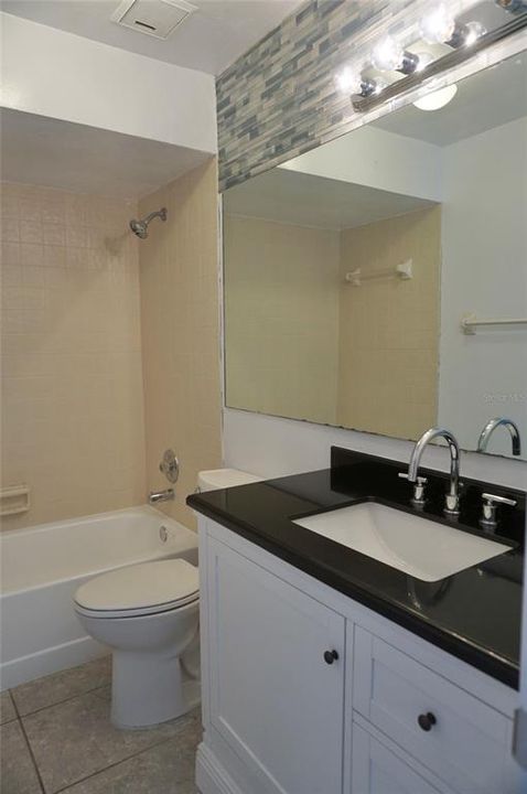 For Rent: $1,850 (2 beds, 2 baths, 1407 Square Feet)