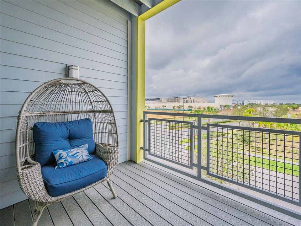 For Sale: $324,000 (2 beds, 2 baths, 1549 Square Feet)