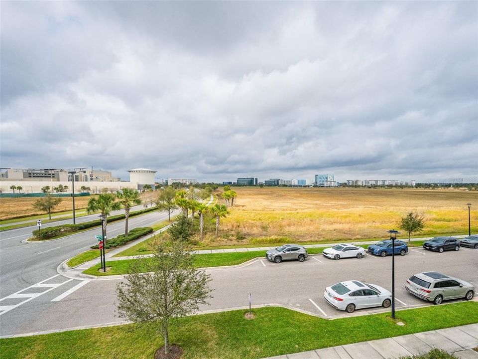 For Sale: $324,000 (2 beds, 2 baths, 1549 Square Feet)