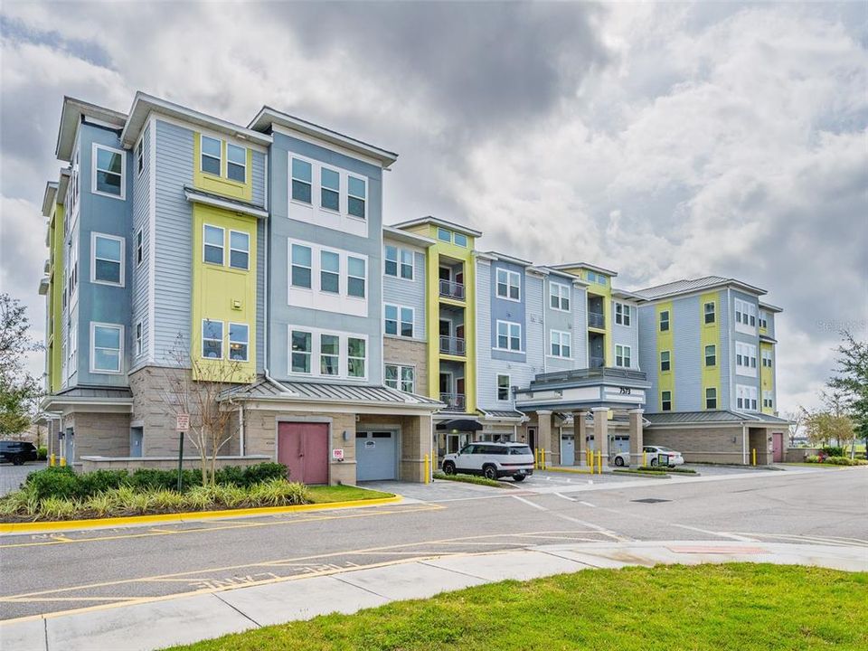 For Sale: $324,000 (2 beds, 2 baths, 1549 Square Feet)