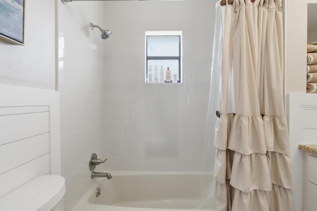 For Sale: $529,900 (3 beds, 2 baths, 2099 Square Feet)