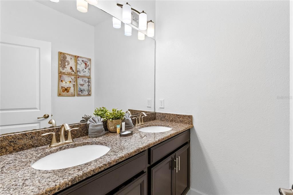 For Sale: $499,900 (5 beds, 4 baths, 2168 Square Feet)