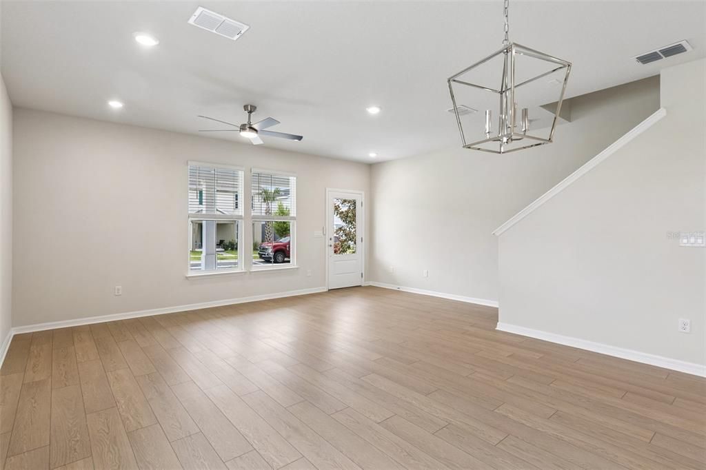 For Rent: $3,000 (3 beds, 2 baths, 1770 Square Feet)