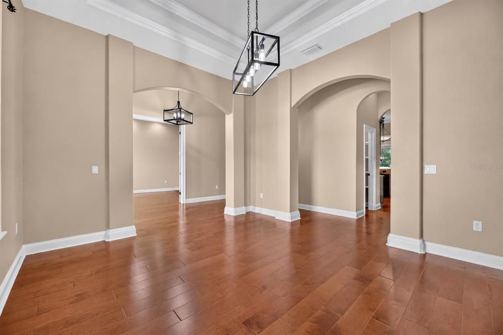 En Venta: $779,000 (4 camas, 3 baños, 3188 Pies cuadrados)