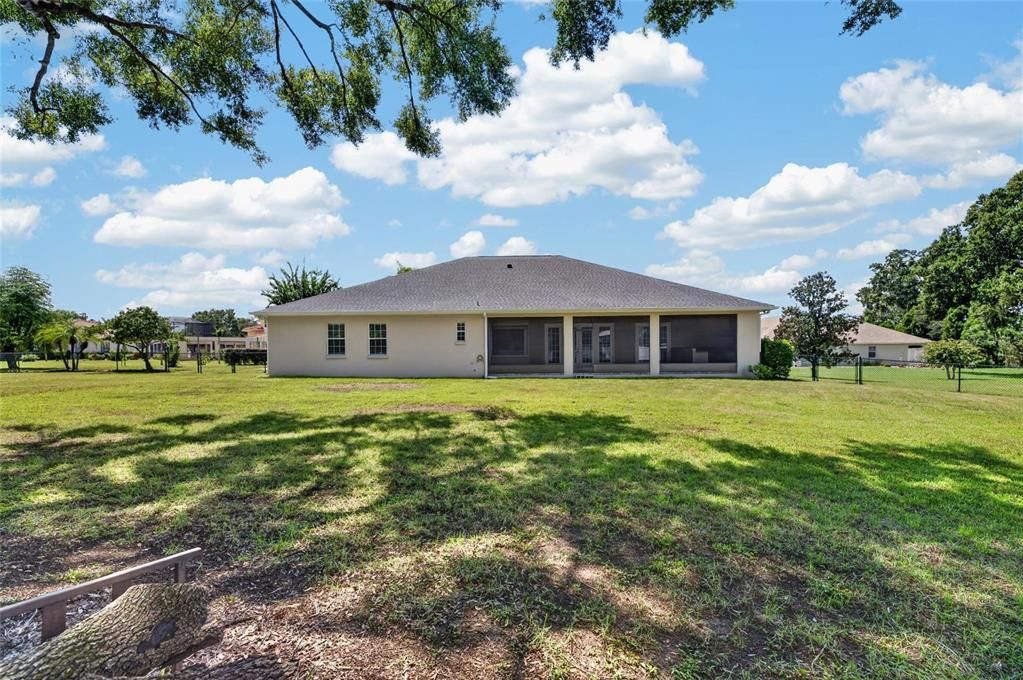 En Venta: $779,000 (4 camas, 3 baños, 3188 Pies cuadrados)