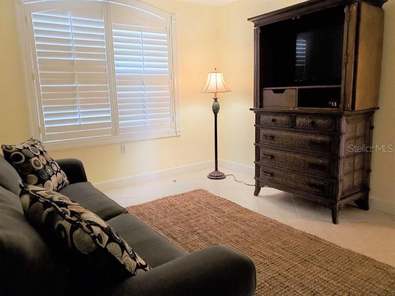For Rent: $4,500 (2 beds, 2 baths, 1523 Square Feet)