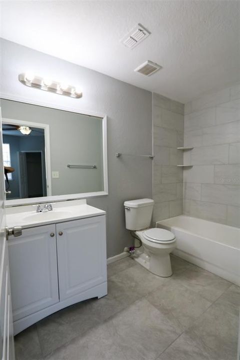 For Rent: $1,650 (3 beds, 2 baths, 1336 Square Feet)