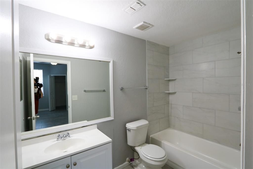 For Rent: $1,650 (3 beds, 2 baths, 1336 Square Feet)