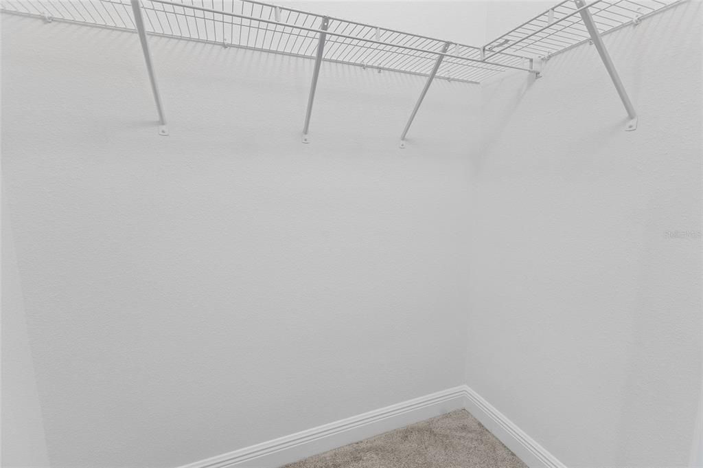 En Renta: $2,550 (4 camas, 2 baños, 2057 Pies cuadrados)