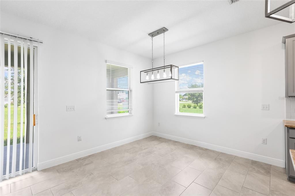 En Renta: $2,550 (4 camas, 2 baños, 2057 Pies cuadrados)