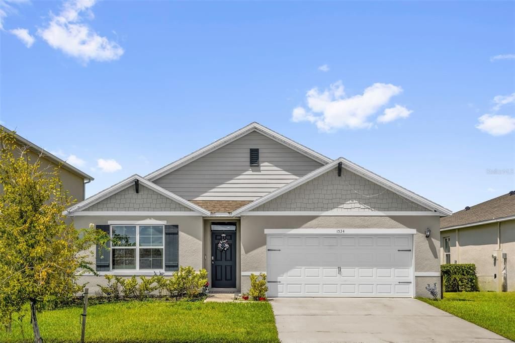 For Sale: $425,000 (4 beds, 2 baths, 1846 Square Feet)