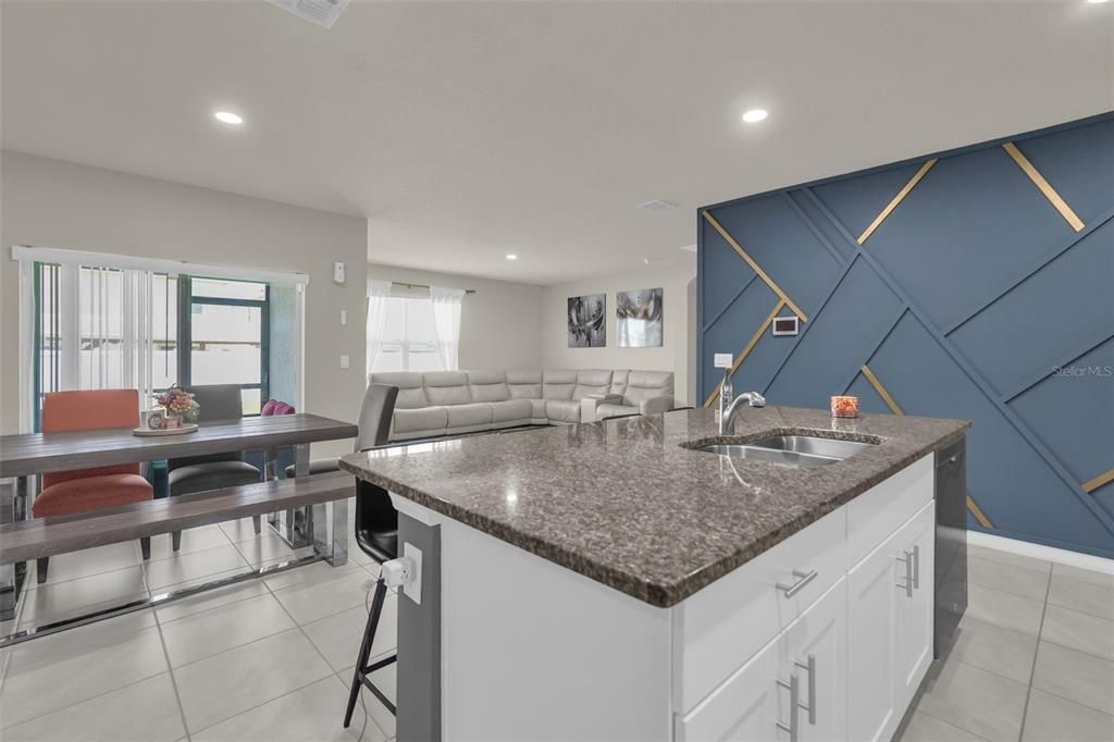For Sale: $425,000 (4 beds, 2 baths, 1846 Square Feet)