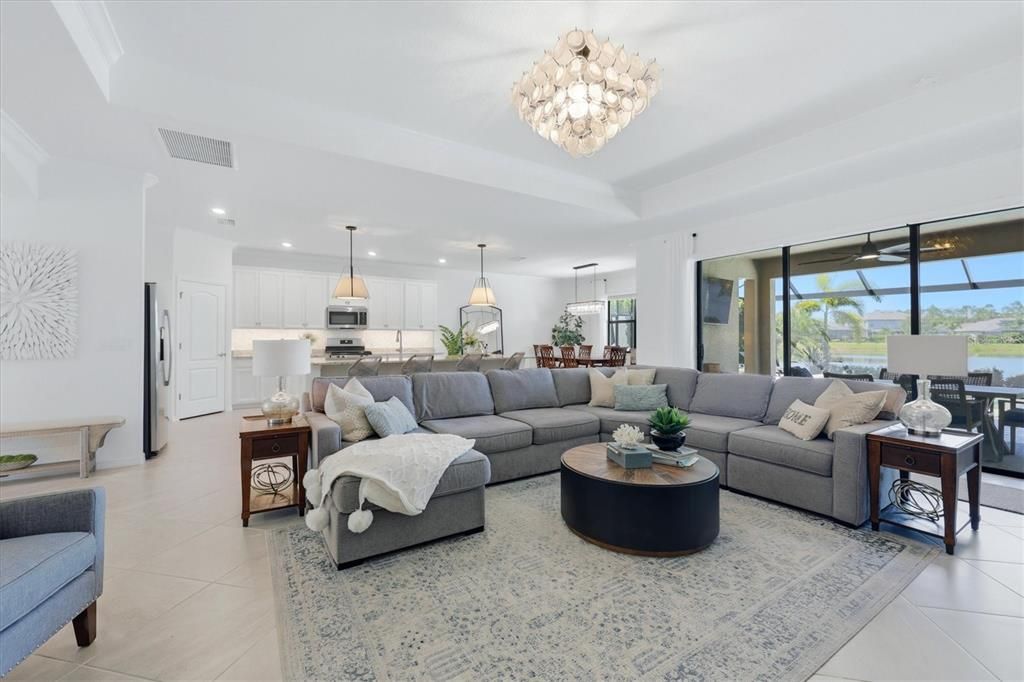 For Sale: $858,000 (3 beds, 3 baths, 2455 Square Feet)