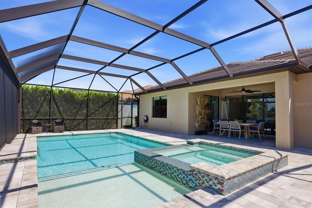 For Sale: $858,000 (3 beds, 3 baths, 2455 Square Feet)