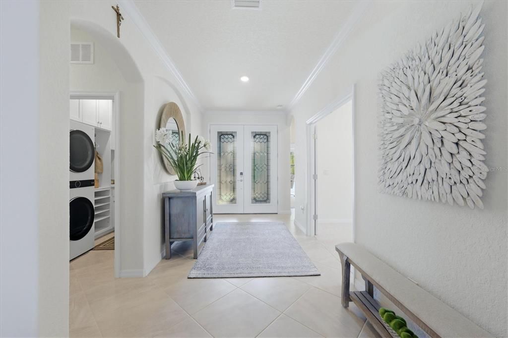 For Sale: $858,000 (3 beds, 3 baths, 2455 Square Feet)