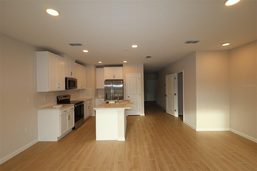 For Sale: $404,990 (3 beds, 2 baths, 1379 Square Feet)